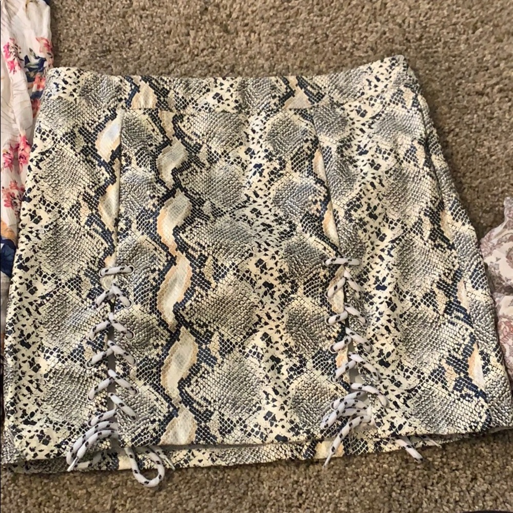 Snakeskin skirt brand new